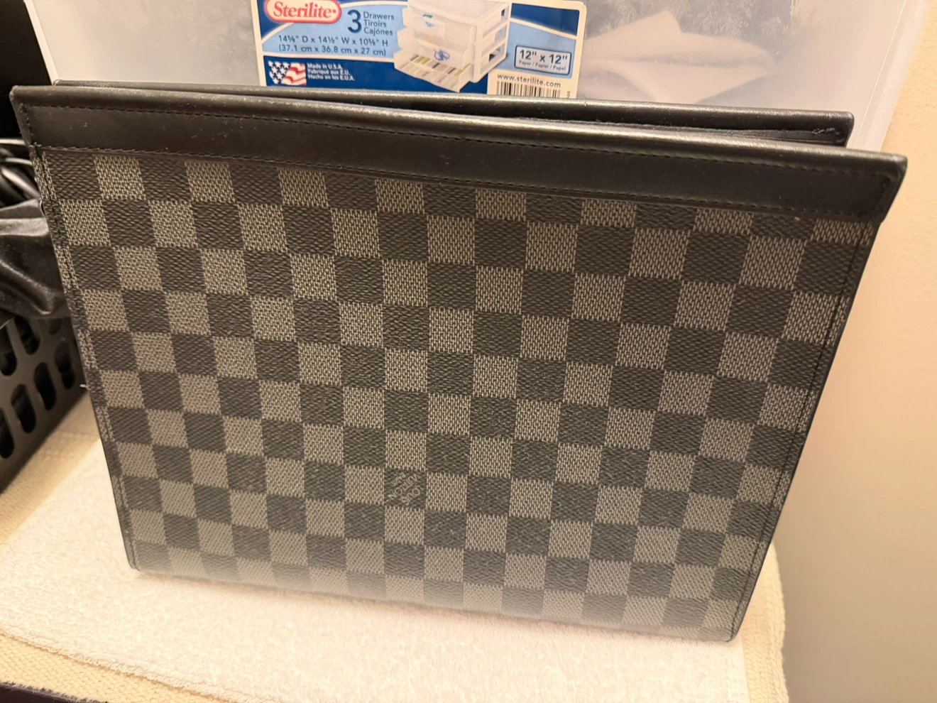 Louis Vuitton Damier Graphite Pouch - photo 2