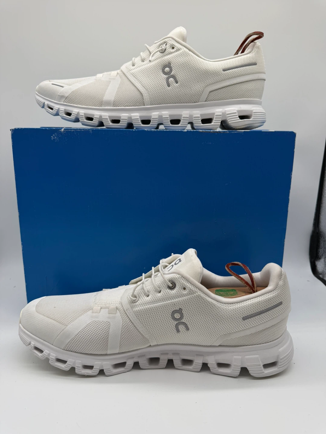 On Cloud 6 Triple White Men's Athletic Sneakers Size US 10,5