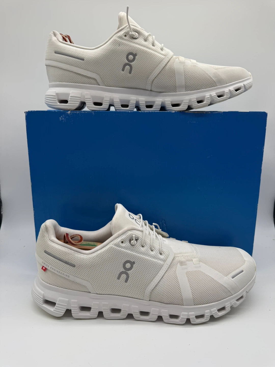 On Cloud 6 Triple White Men's Athletic Sneakers Size US 10,5 - photo 2