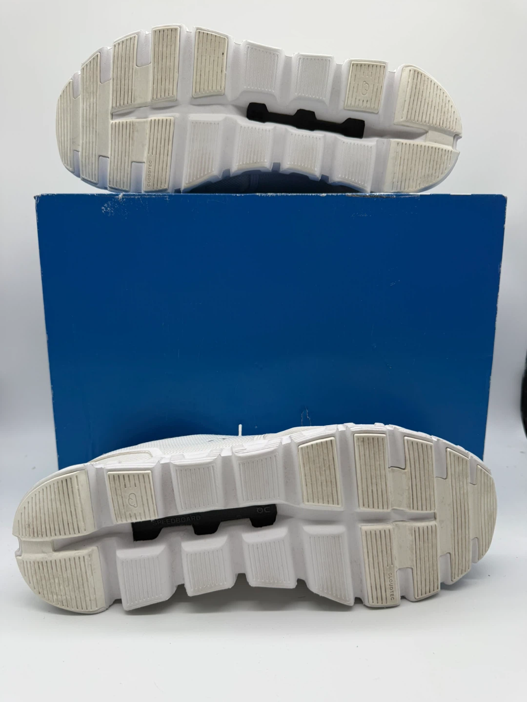 On Cloud 6 Triple White Men's Athletic Sneakers Size US 10,5 - photo 3