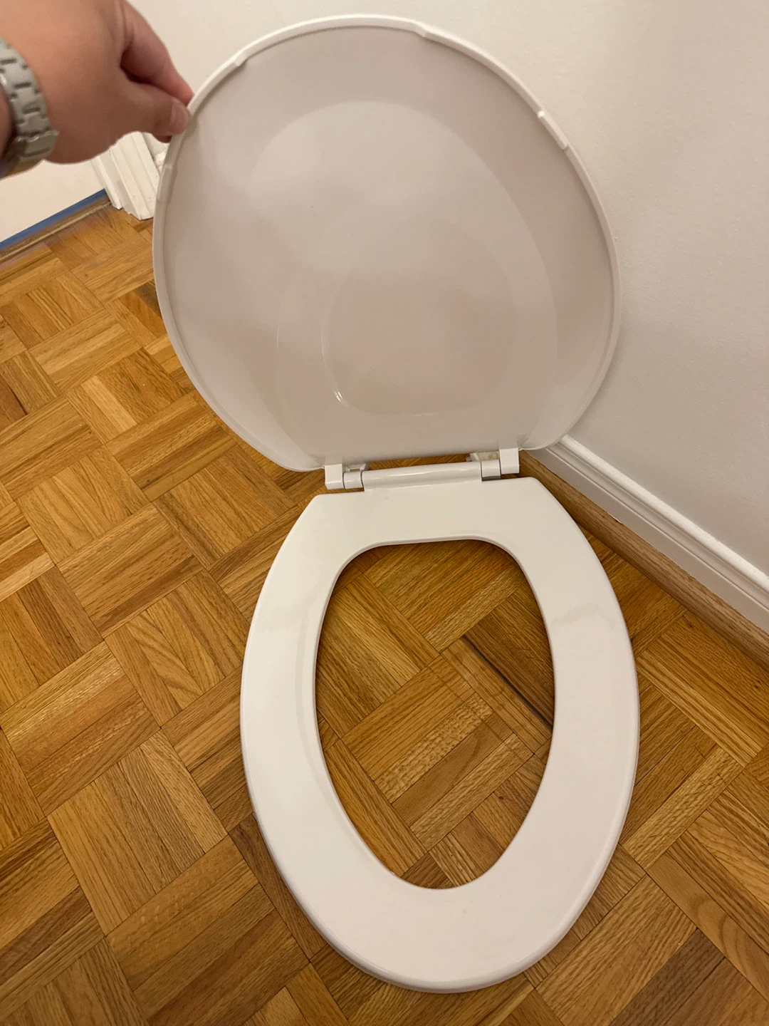 White Toilet Seat - photo 2