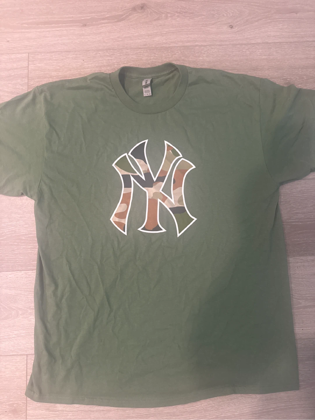 New York Yankees Camo Logo T-Shirt