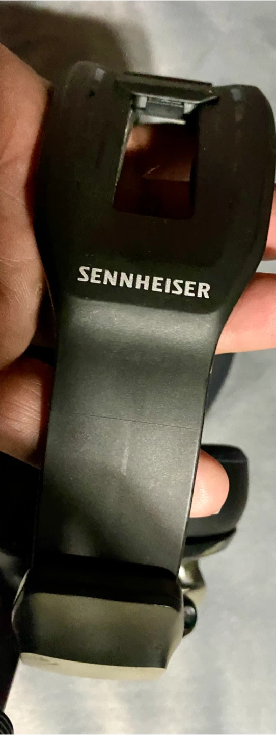 Sennheiser GSX 1000 Gaming Audio Amplifier and GSP 600 headset - photo 5