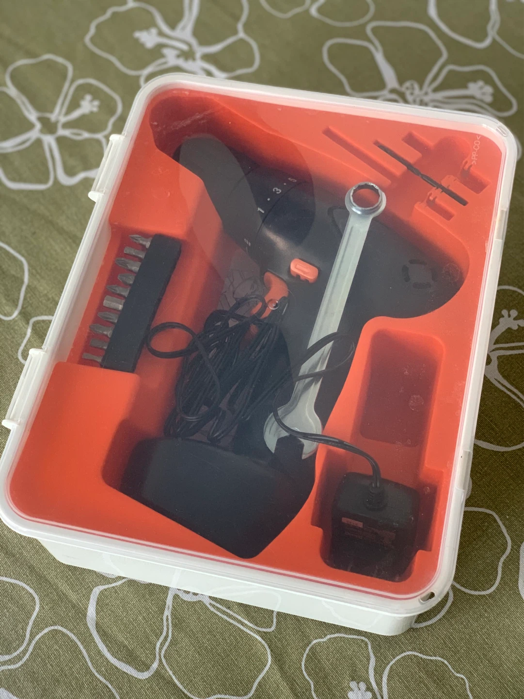Tool Kit with Electric Screwdriver and Hand Tools - photo 3