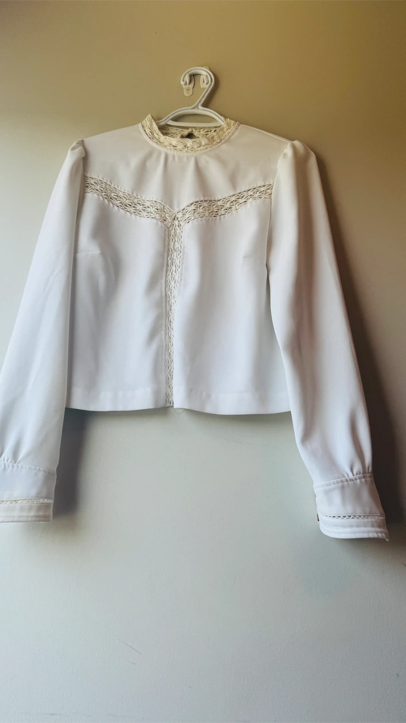 White Lace Trimmed Blouse - photo 3