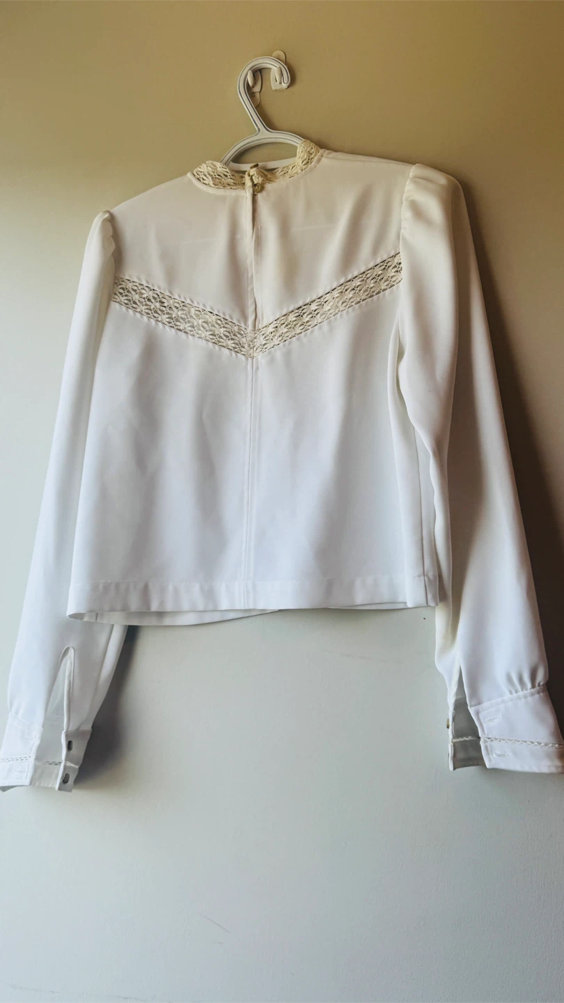 White Lace Trimmed Blouse - photo 4