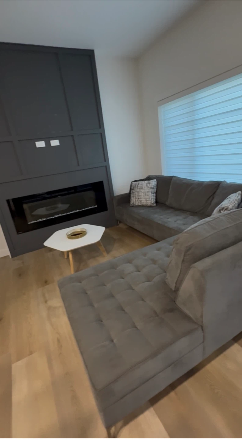 Looking for a clean roommate