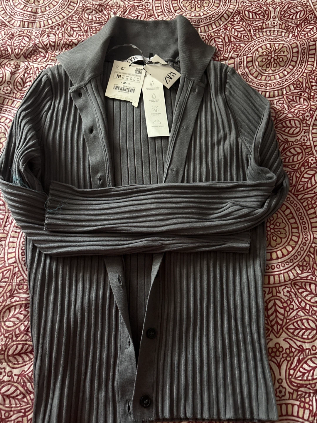ZARA Ribbed Knit Button-Up Cardigan Grey Medium