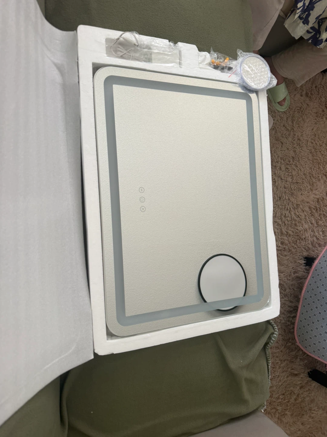 Vanity Mirror with Lights and Magnification - photo 2