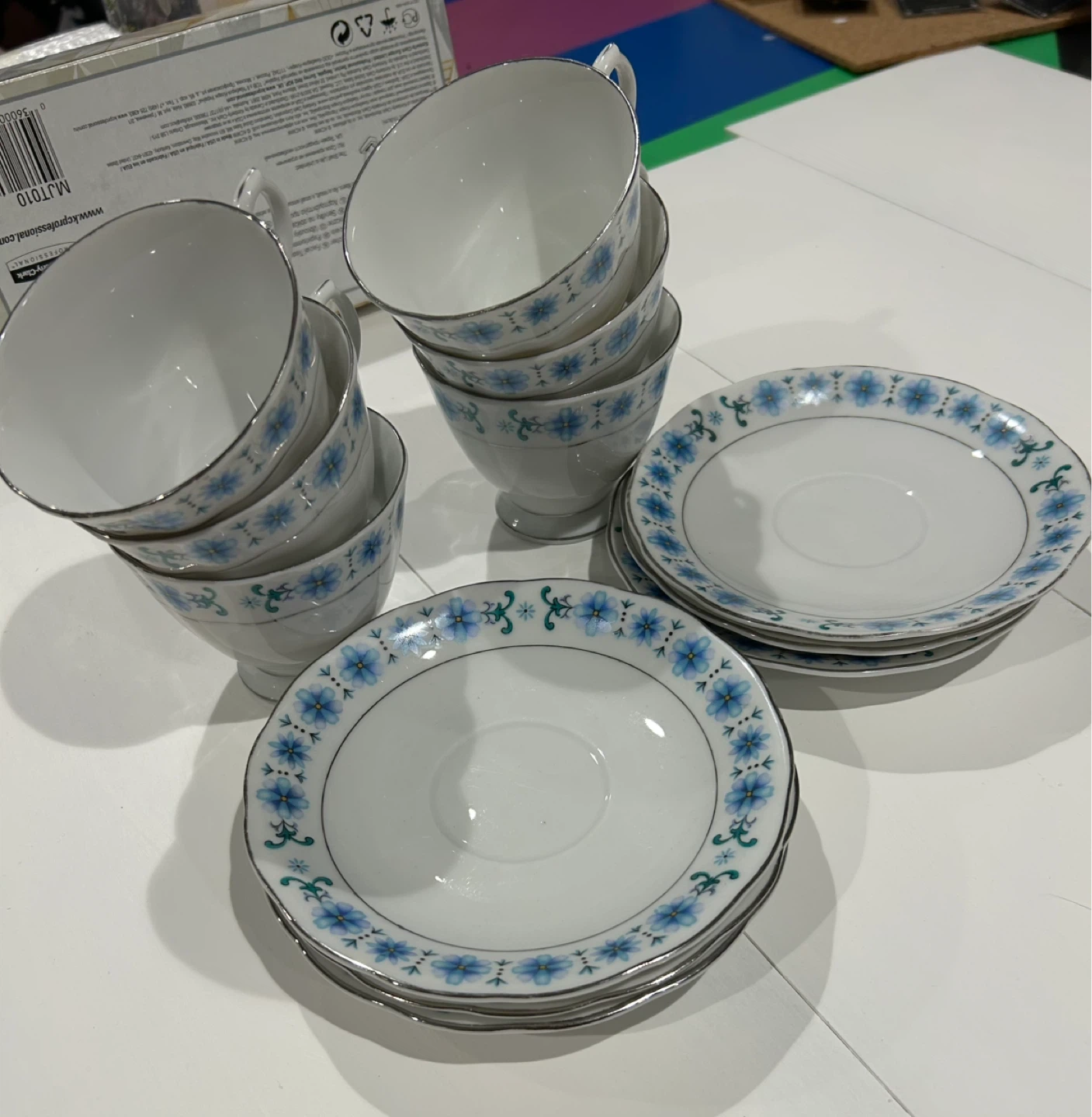 Set of Six Vintage Fine China Tea Cups and Saucers - photo 5