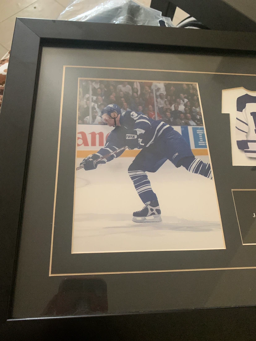 Framed Mats Sundin Toronto Maple Leafs Photo & Jersey - photo 5