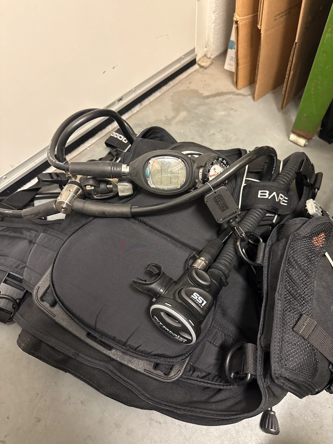 Bare Scuba Diving BCD Regulator Set - photo 2