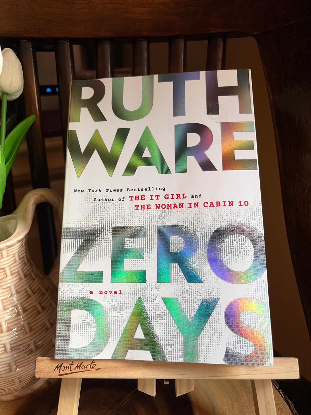 The Woman in Suite 11 and Zero Days by Ruth Ware - Novel - photo 5