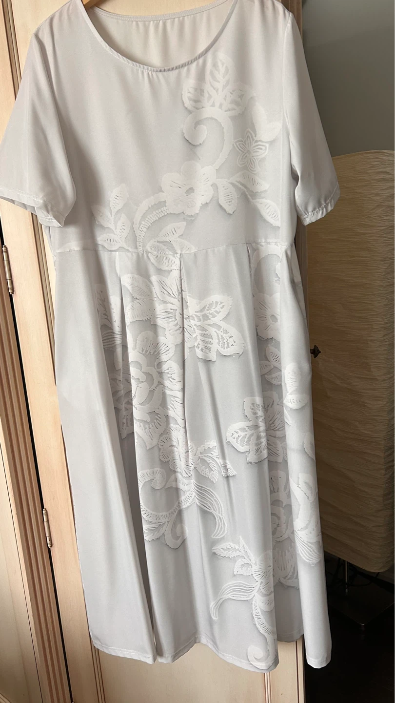 Light Grey, look - like  Lace Dress
