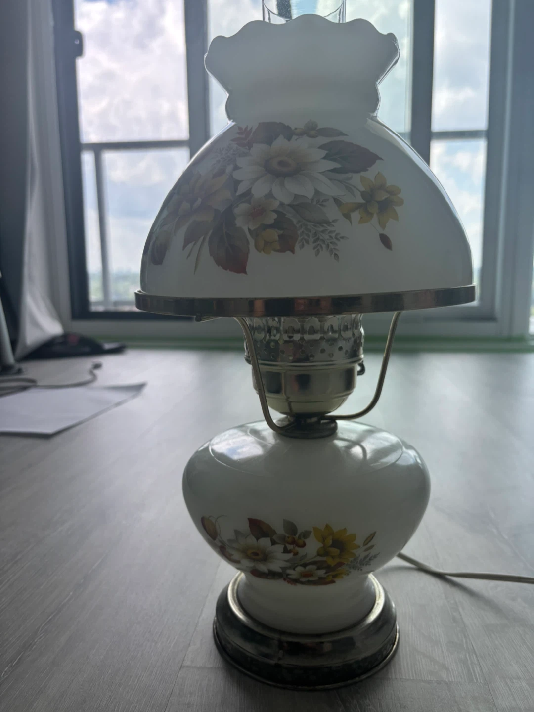 Vintage Floral Table Lamp - photo 2