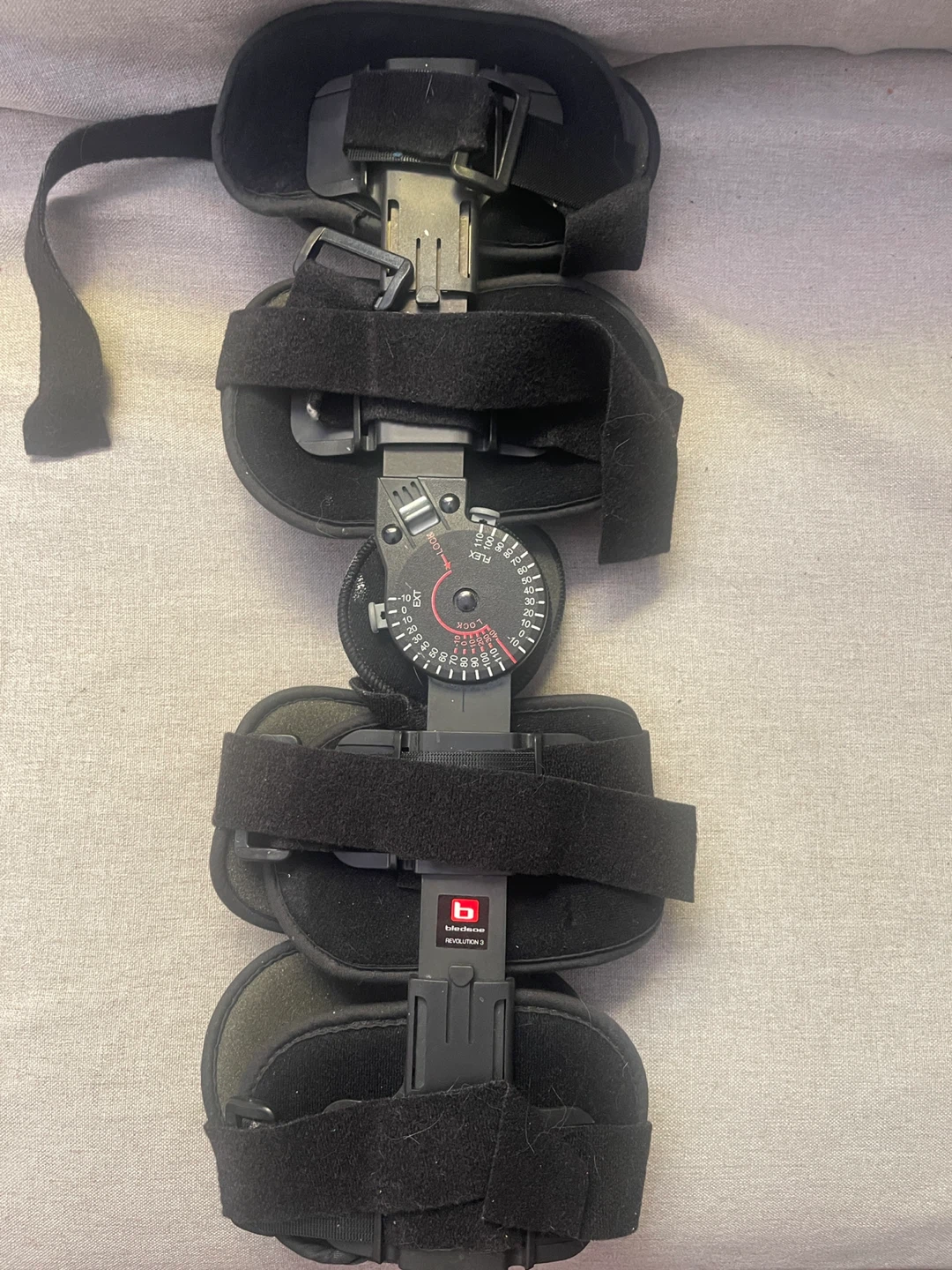 Bledsoe leg brace