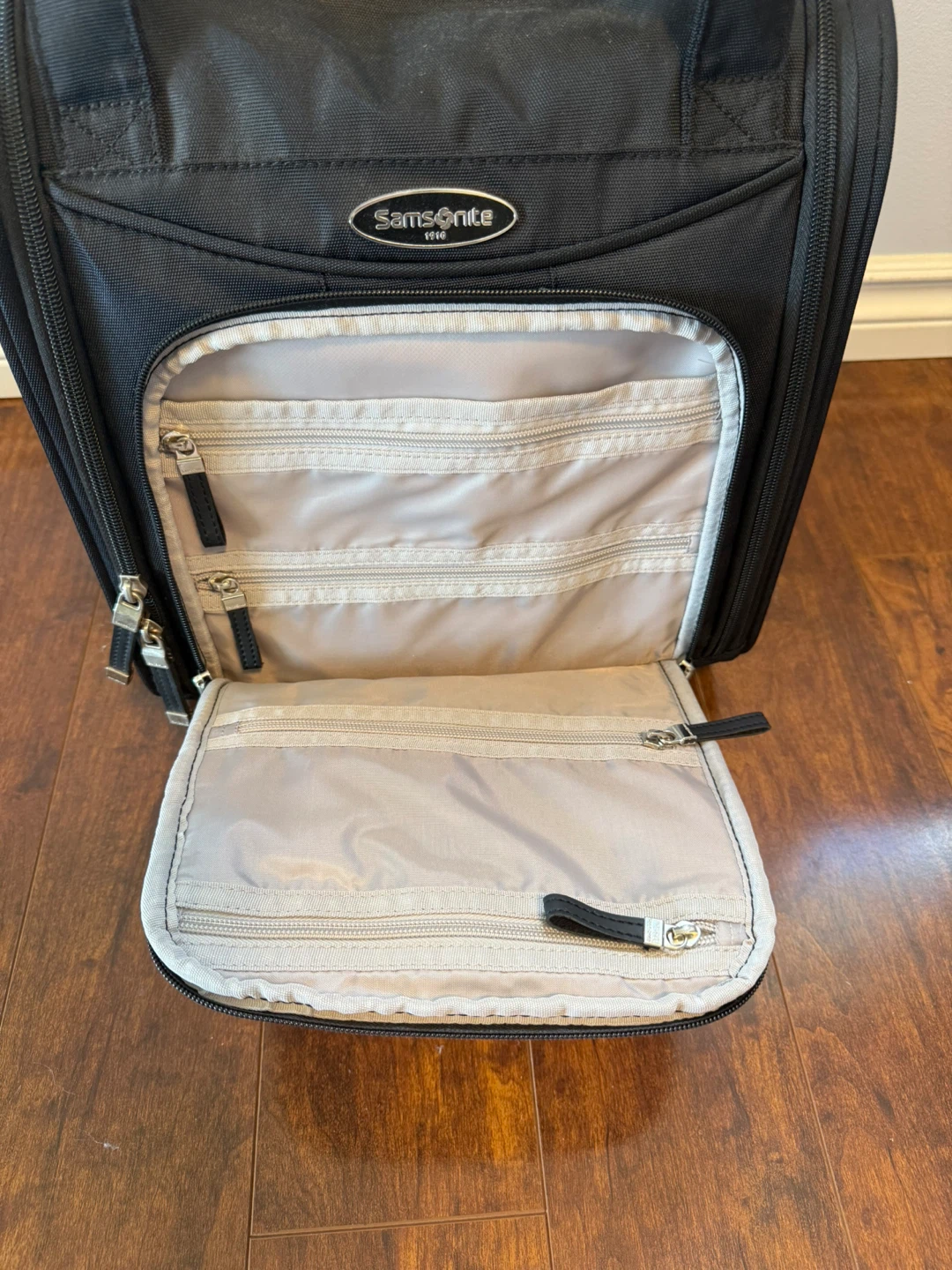 NEW Samsonite Underseat Carry-On Rolling Travel Bag - photo 5