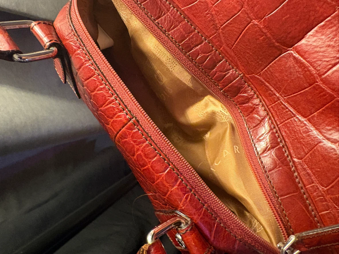 Red Croc-Embossed Shoulder Bag - photo 3