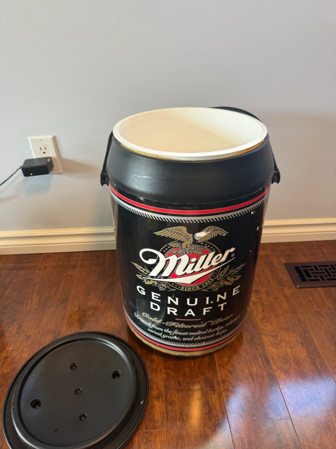 Vintage Miller Genuine Draft Insulated Beer Cooler Ice Bucket - photo 5