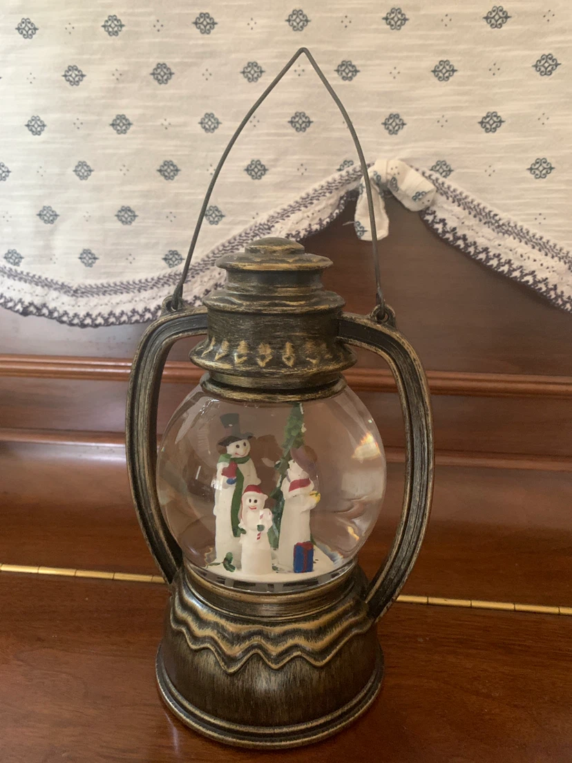 Snowman Water Lantern