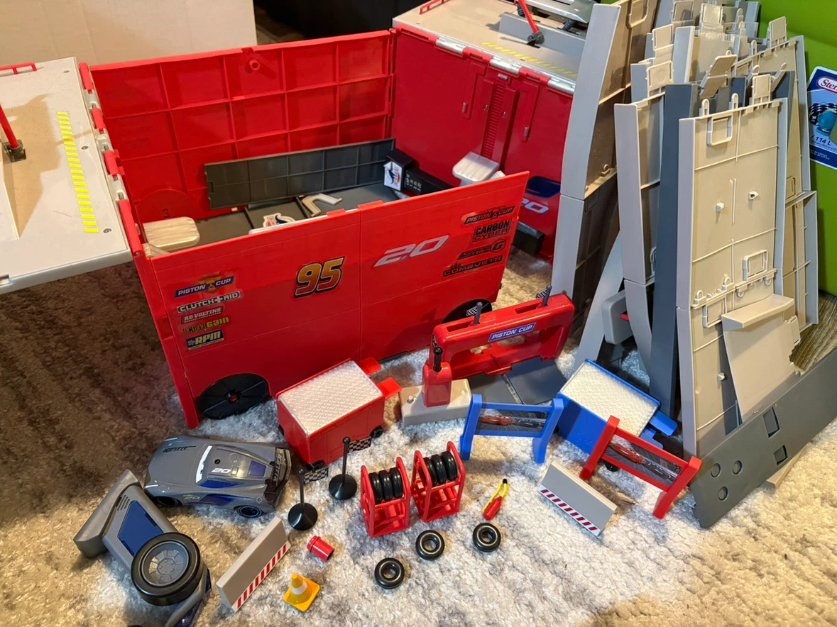 Disney Pixar Cars Race Track Pit Stop Set