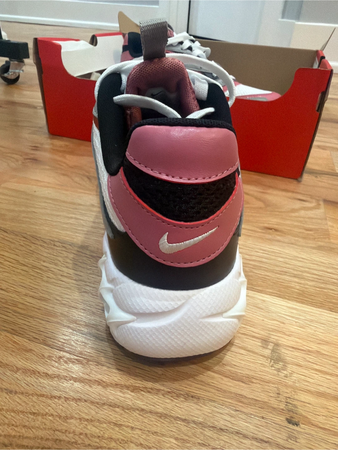 Nike Women's Sneakers - photo 5