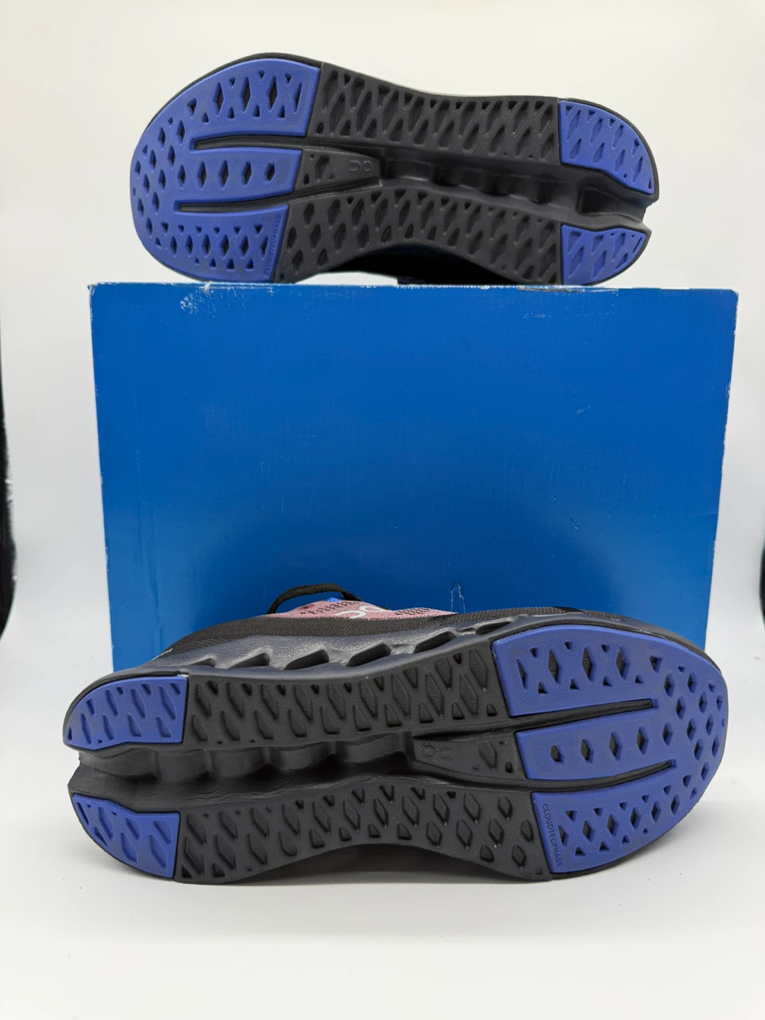 On Cloud Cloudsurfer Black Cobalt Men’s Running Shoes Size US 9 - photo 3