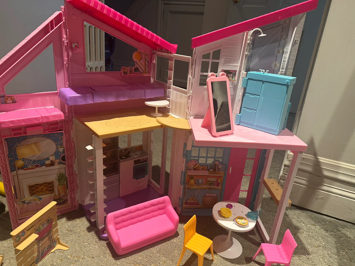 Barbie House Playset includes Barbie Jeep - photo 2