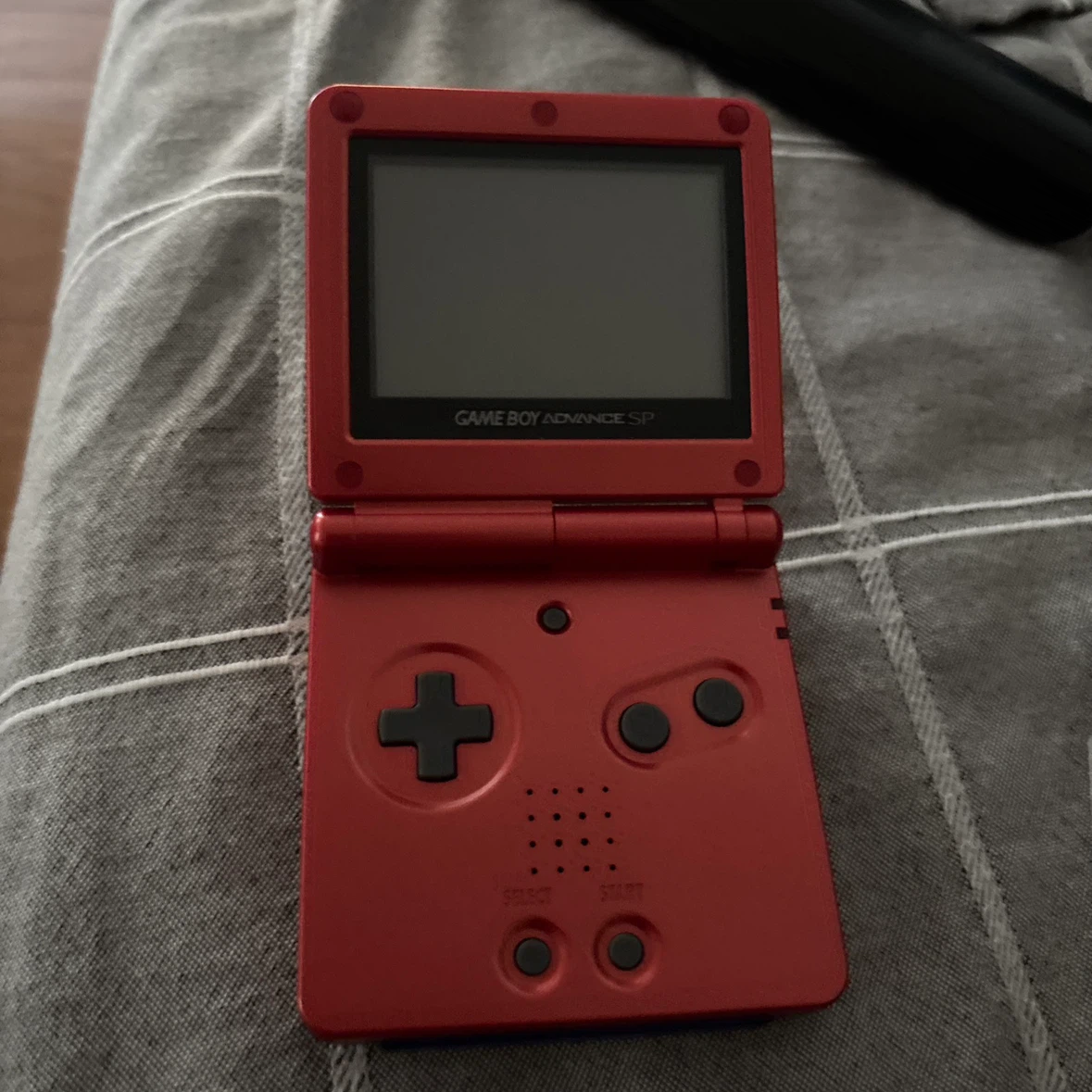 Nintendo Game Boy Advance SP Red