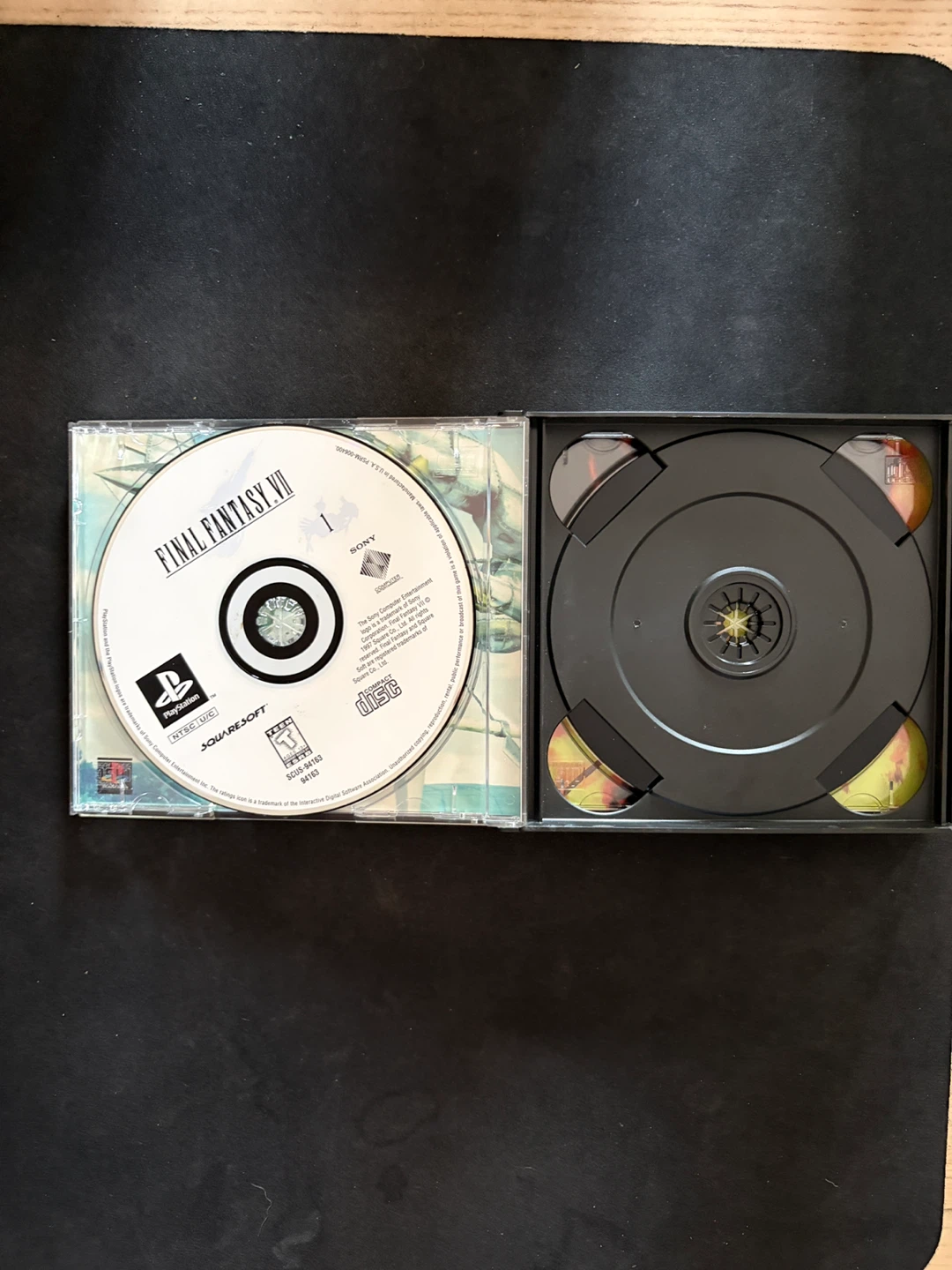 Final Fantasy VII - CiB - photo 3