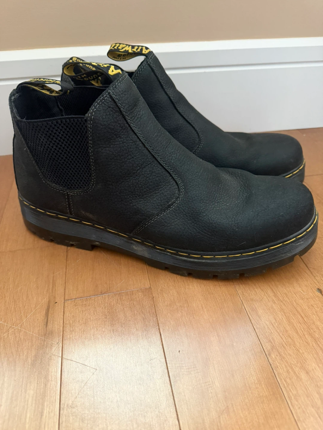 Dr. Martens Black Leather Chelsea Boots - photo 2