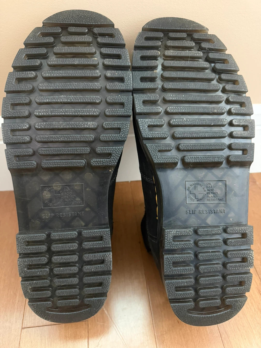 Dr. Martens Black Leather Chelsea Boots - photo 3