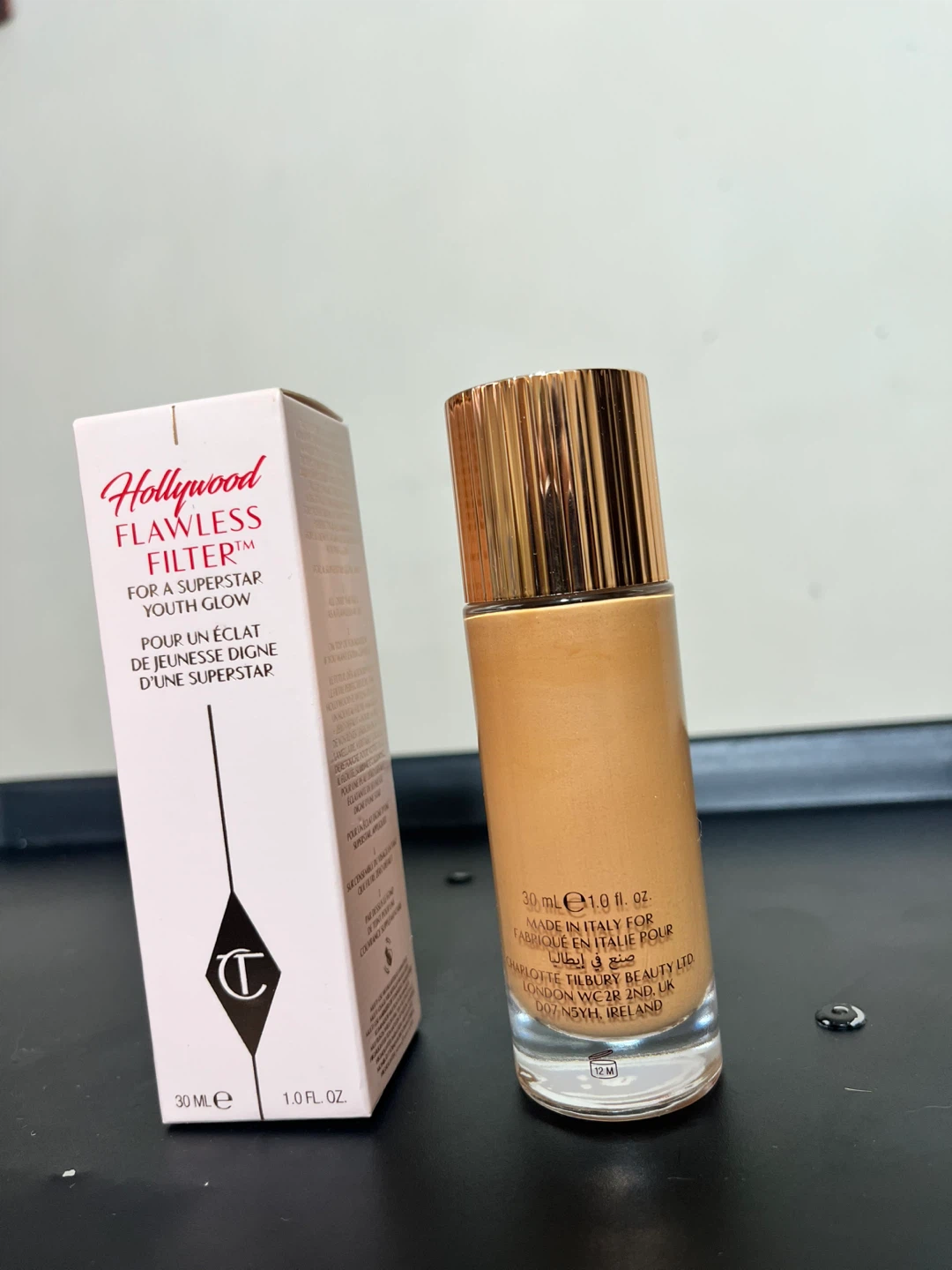 Charlotte Tilbury Hollywood Flawless Filter 5 Tan/Dore 30ml - photo 3
