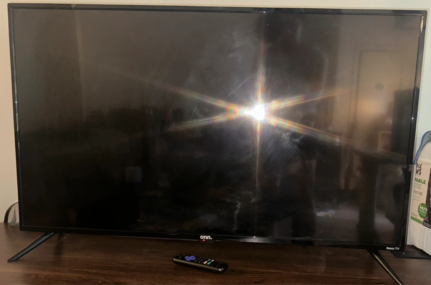 Onn Roku Smart TV 43” - photo 3