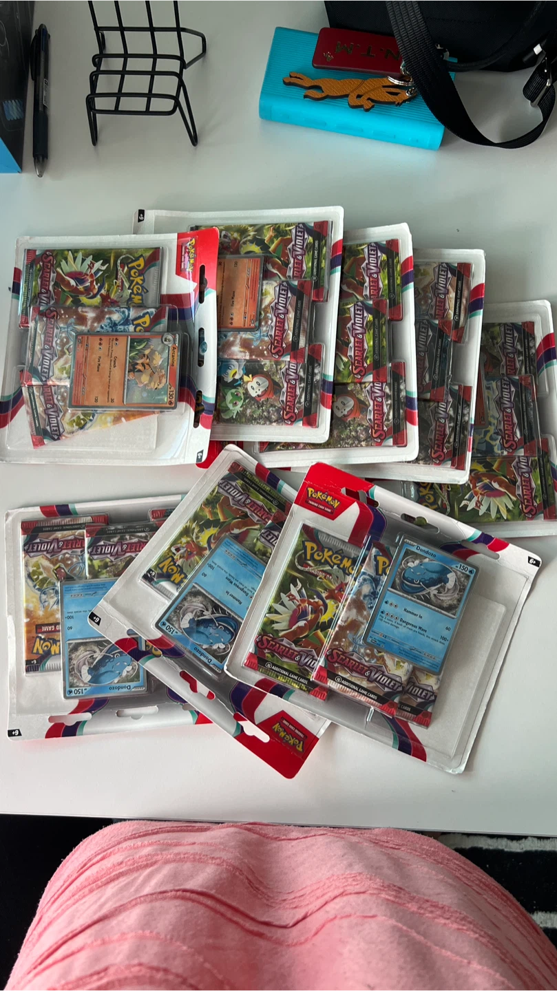 Pokemon Scarlet & Violet Booster (bundle)