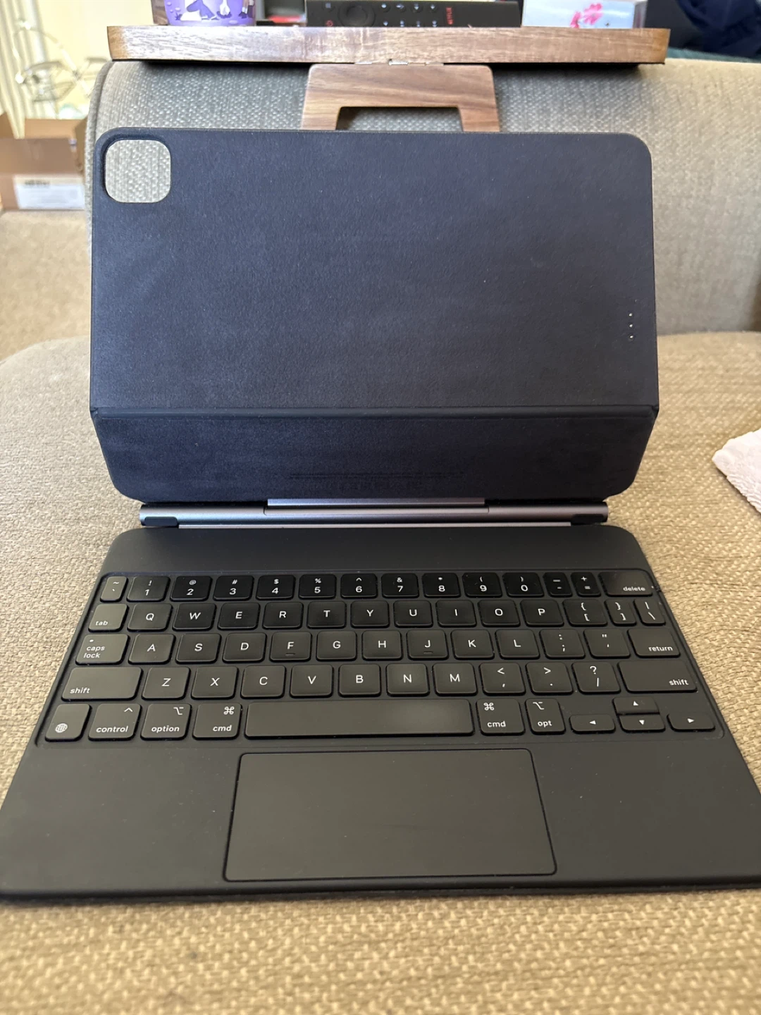 Black Magic Keyboard for iPad Pro