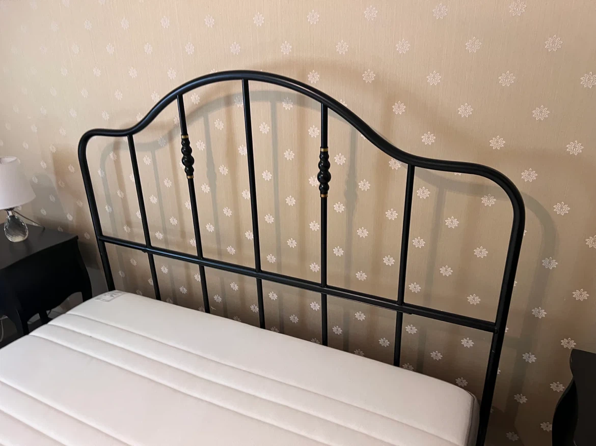 2x IKEA SAGSTUA Queen Bed Frames with LURÖY Slats (Disassembled) - photo 3