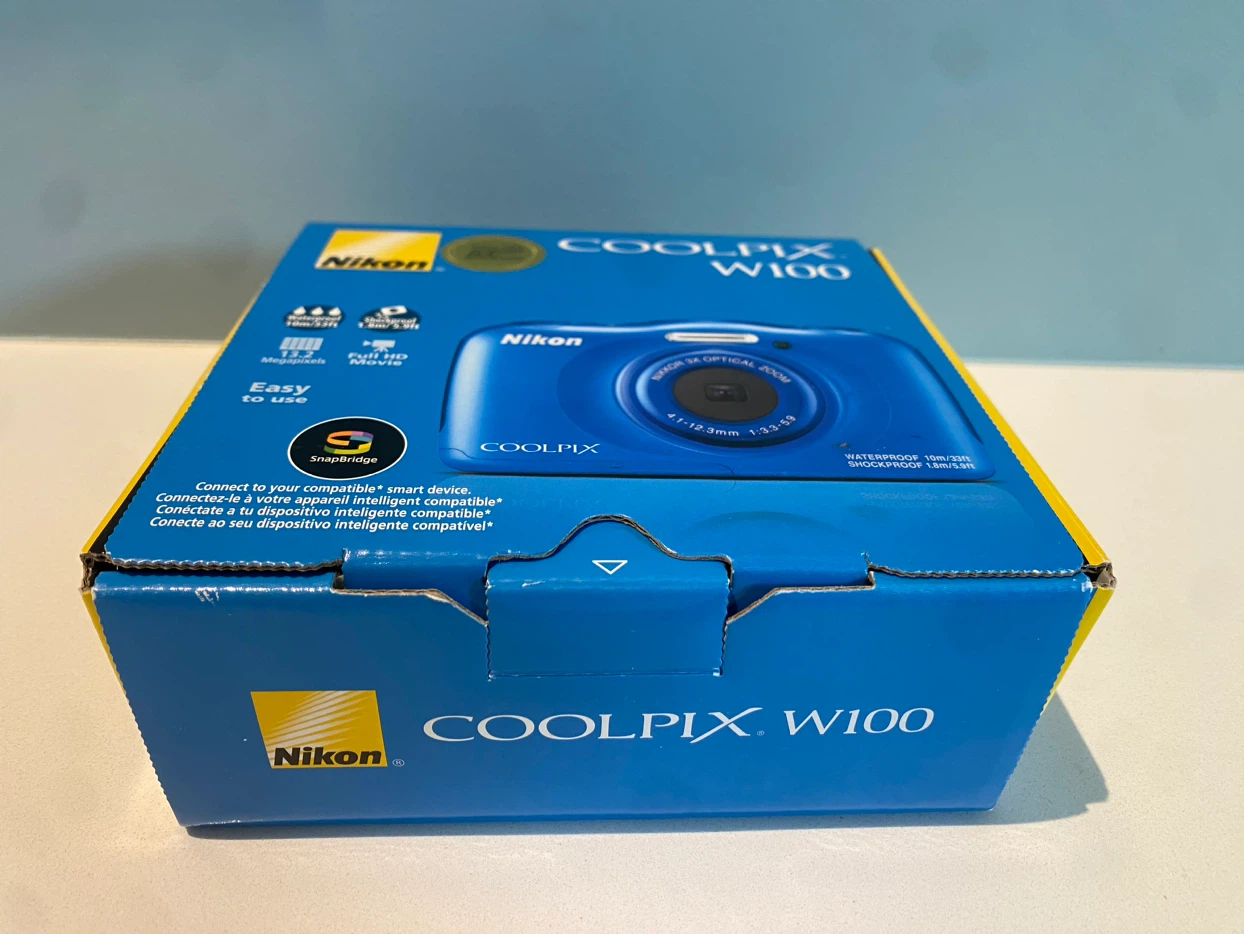 Nikon Coolpix W100 digital camera