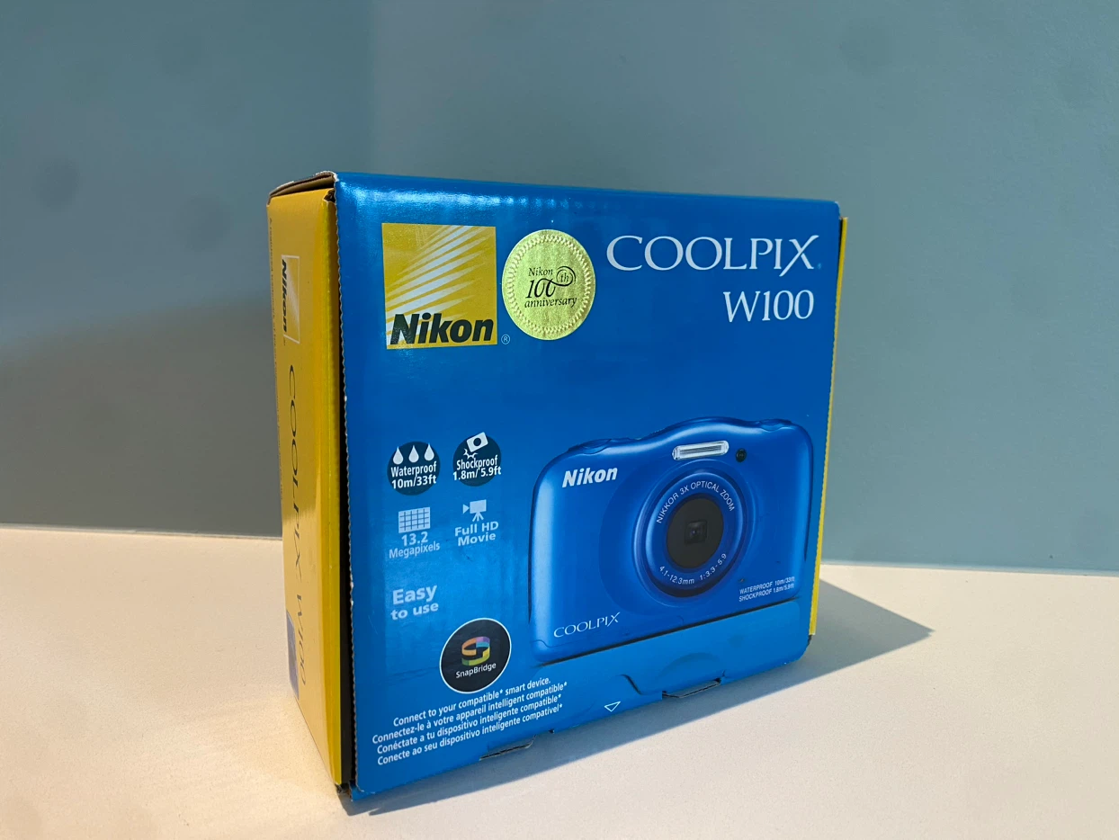 Nikon Coolpix W100 digital camera - photo 2