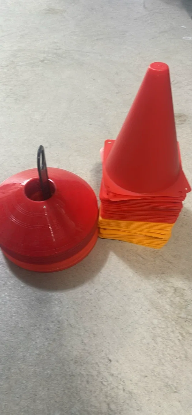 Set of 20 Red and Yellow Training Cones - photo 2