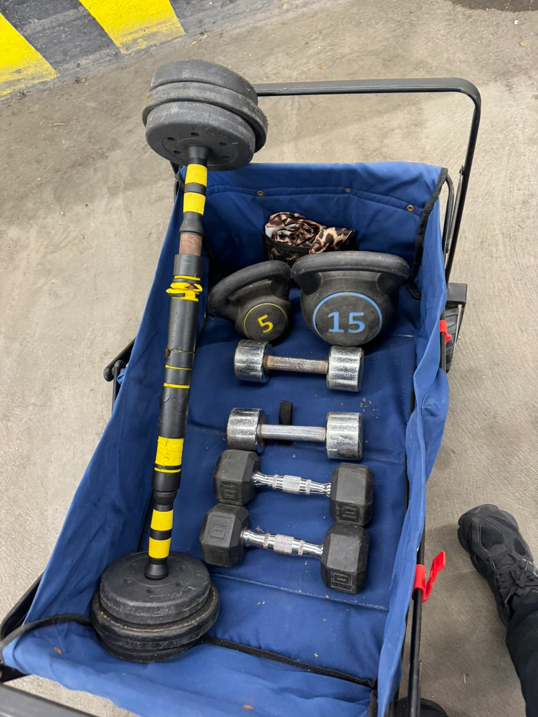Adjustable Dumbbell Set and Kettlebells - photo 2