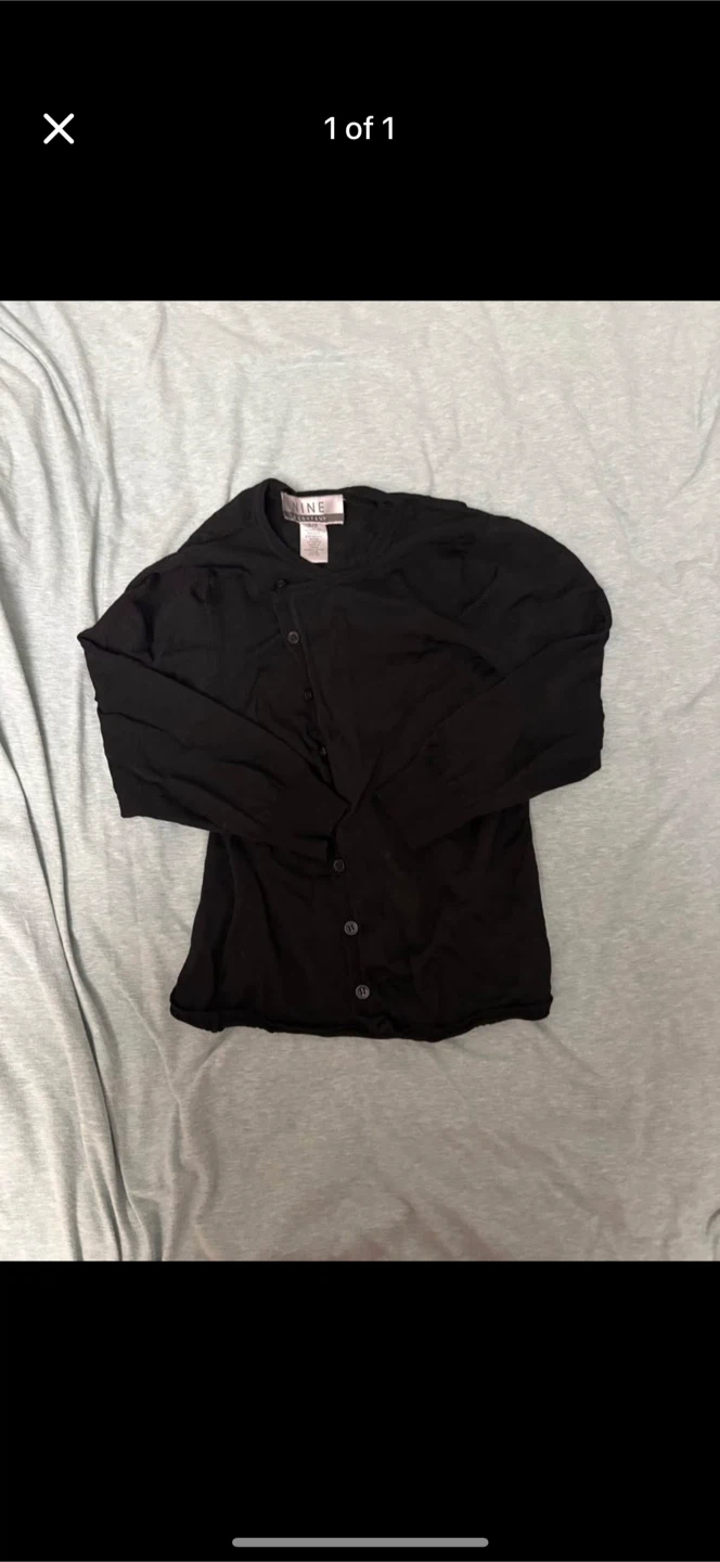 NINE cute button up cardigan (size s women’s)