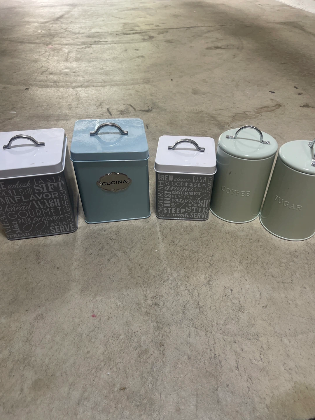 Set of 5 Kitchen Canisters