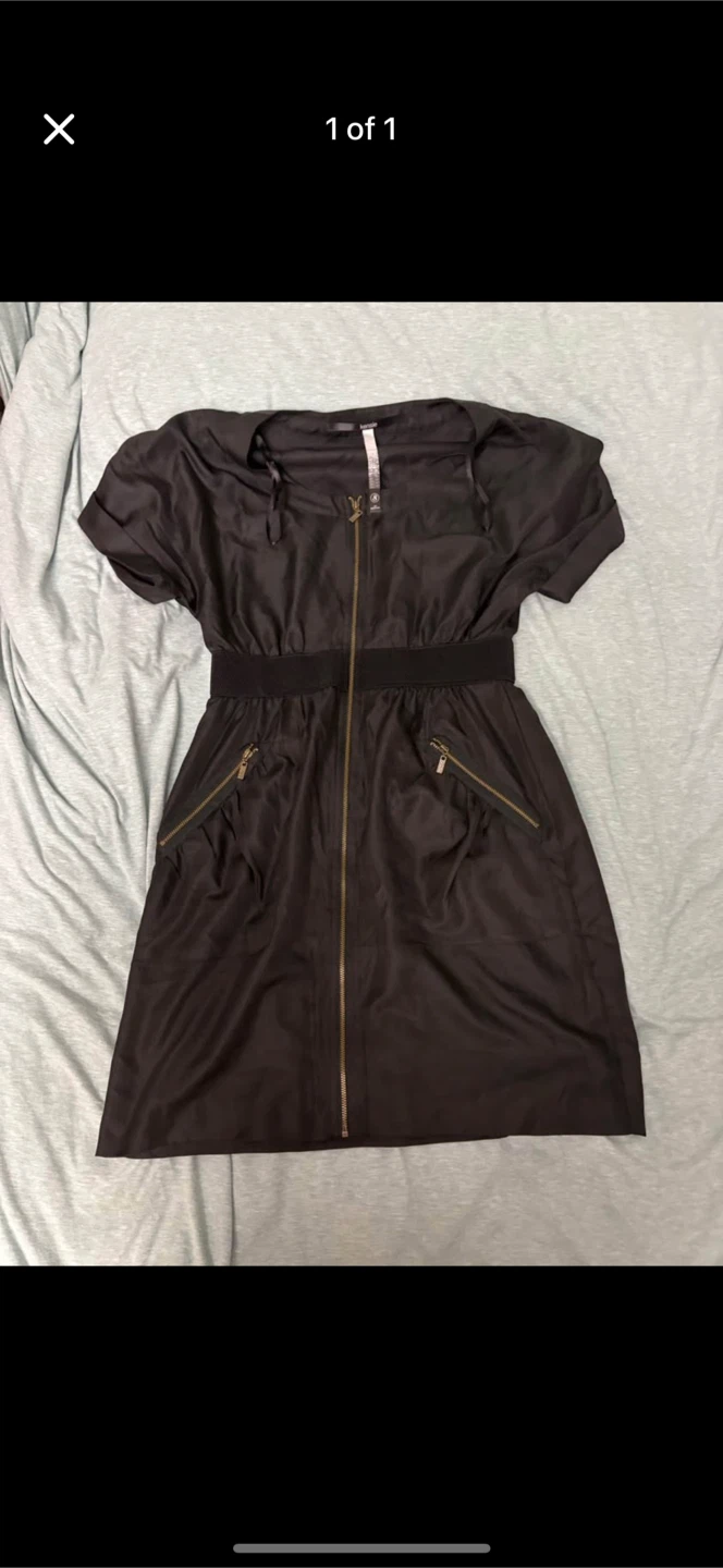 Kenzie black jacket dress has zipper pockets! (size s women’s)