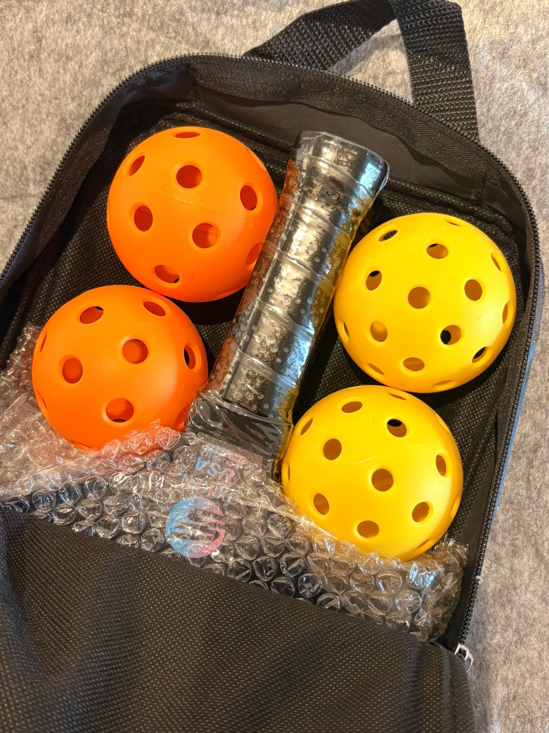 OxiKen Pickleball Paddle Set with 4 Balls - photo 2