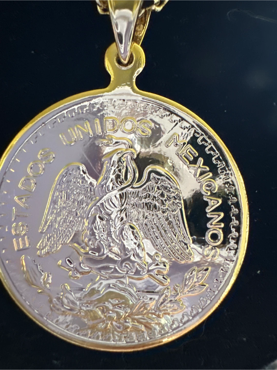 1947 Mexican 50 Pesos Gold laminated Coin Pendant - photo 4