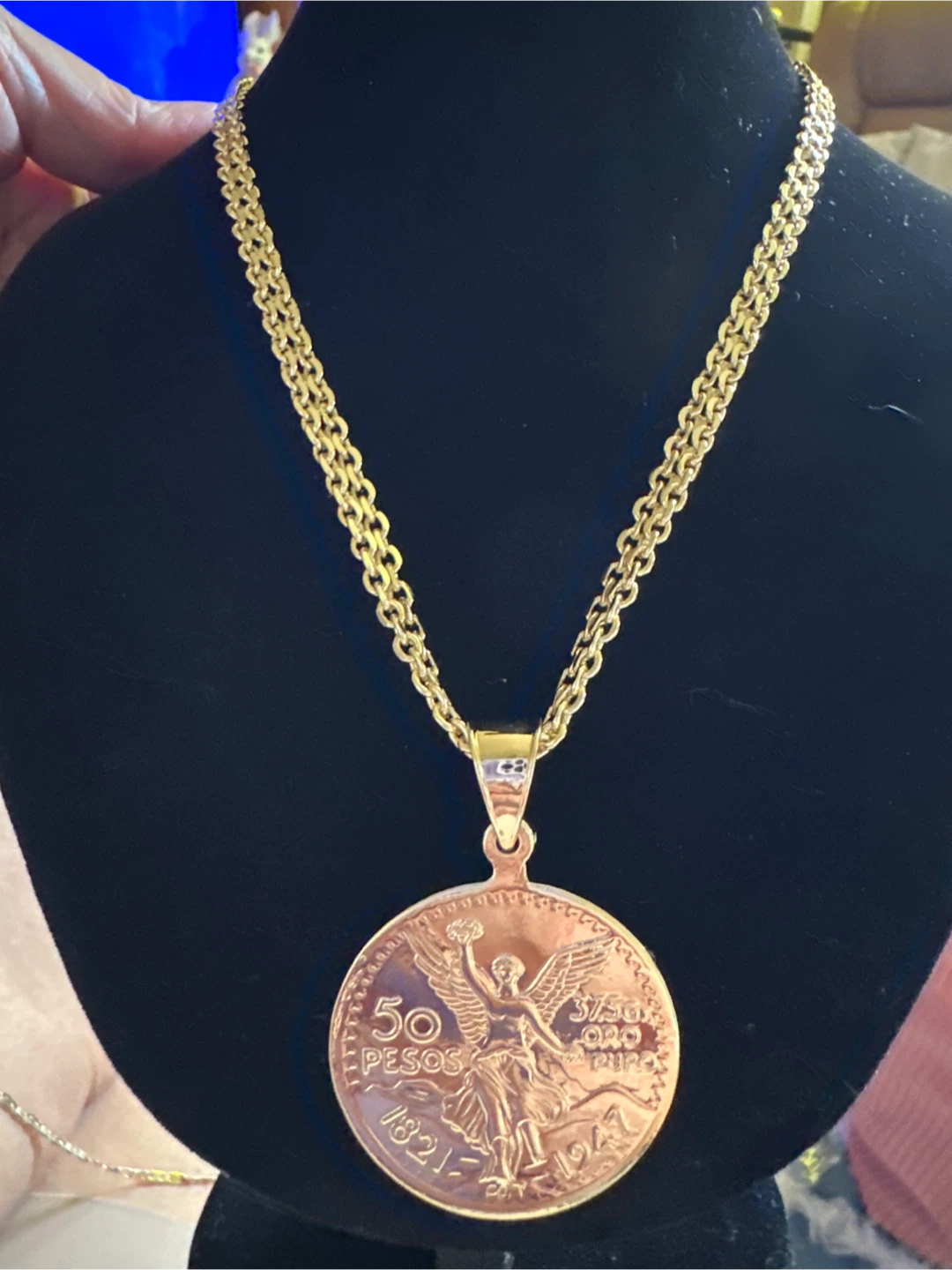 1947 Mexican 50 Pesos Gold laminated Coin Pendant - photo 2