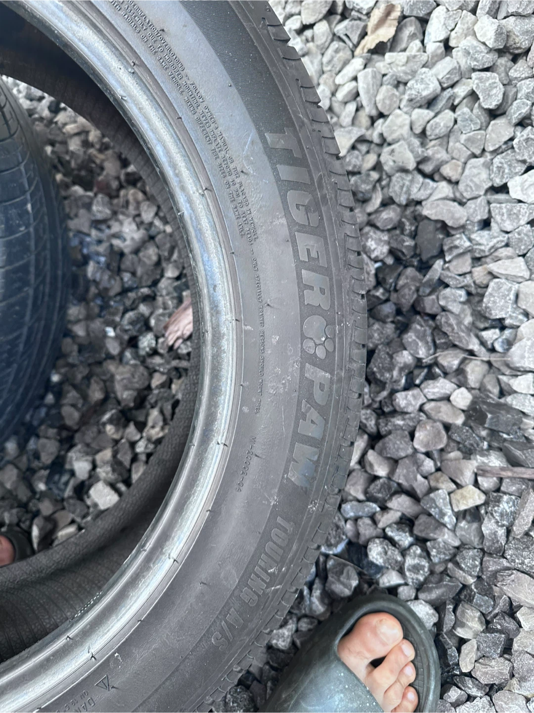 4x Tiger Paw Touring A/S Tires 235/55R19 101H - photo 2