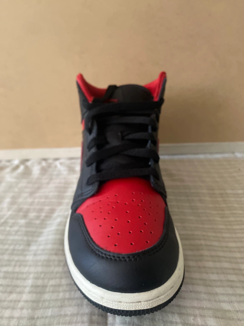 Air Jordan 1 Mid SE Shoes - photo 2