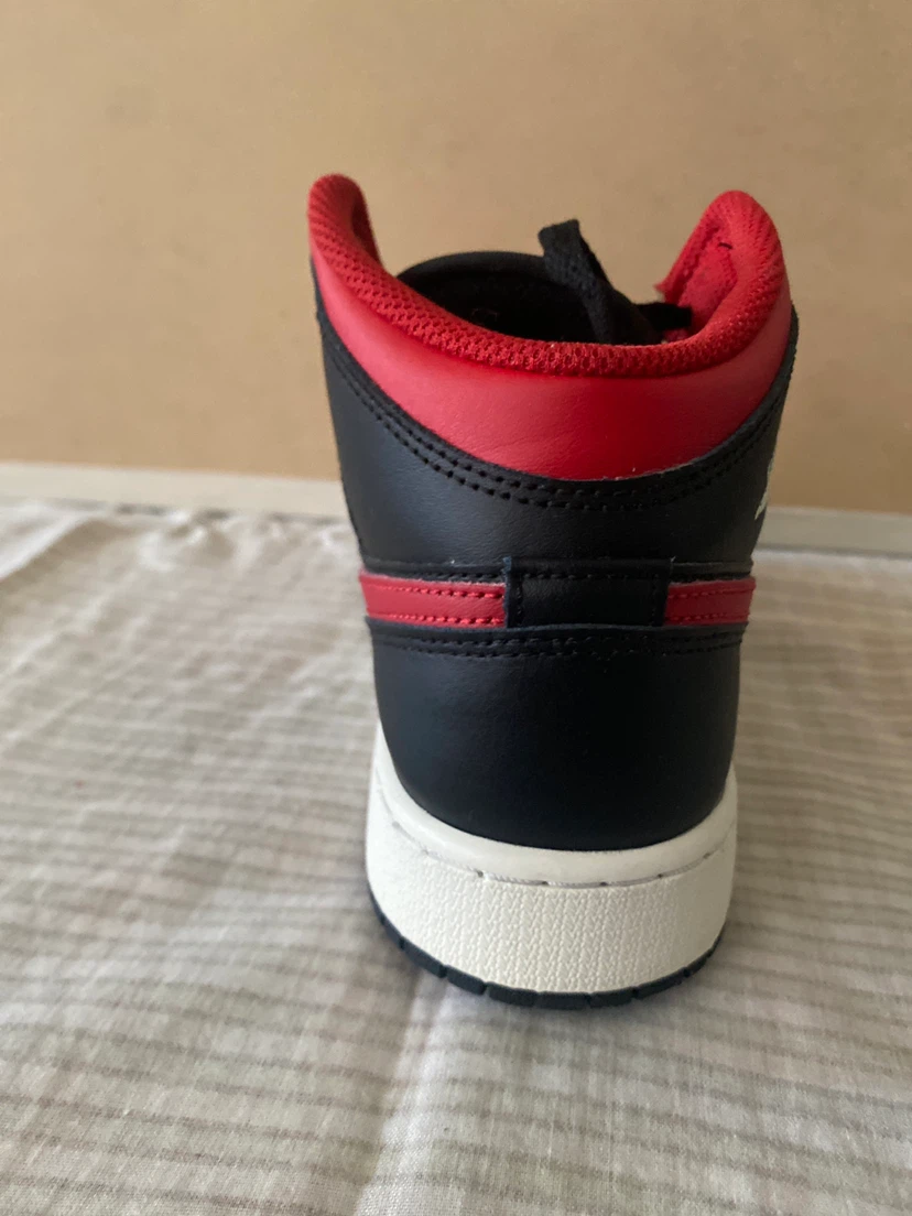 Air Jordan 1 Mid SE Shoes - photo 5